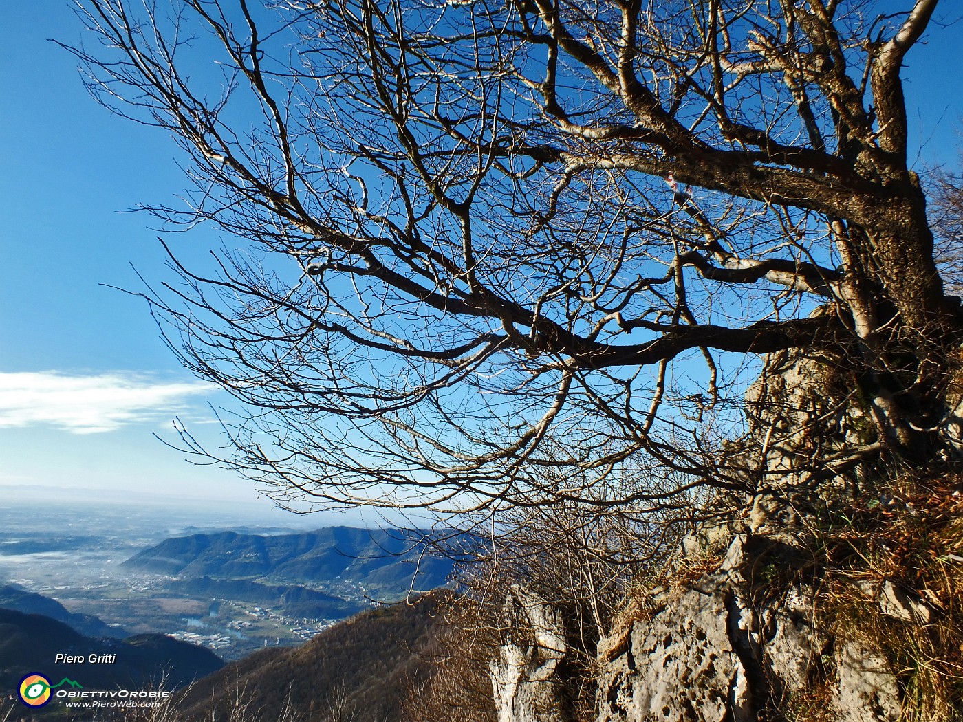 36 Vista sulla Valle dell'Adda.JPG